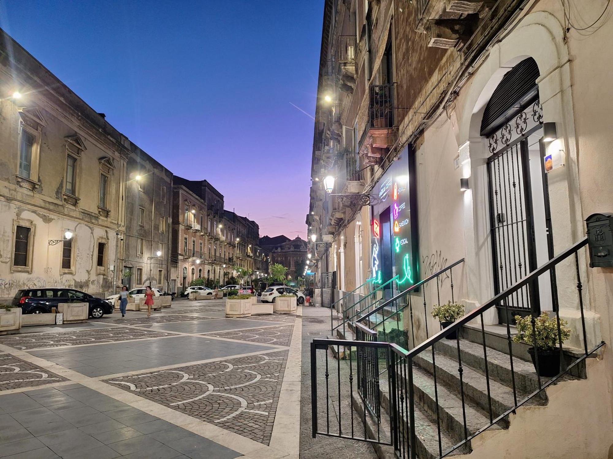 Casa Vacanze Al Teatro CTA Exteriér fotografie